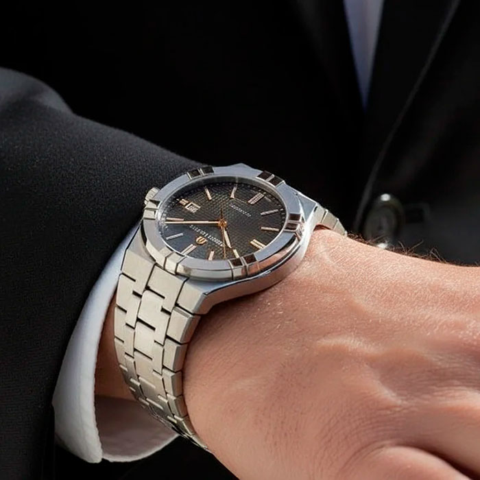 Maurice Lacroix AI6008-SS002-331-1